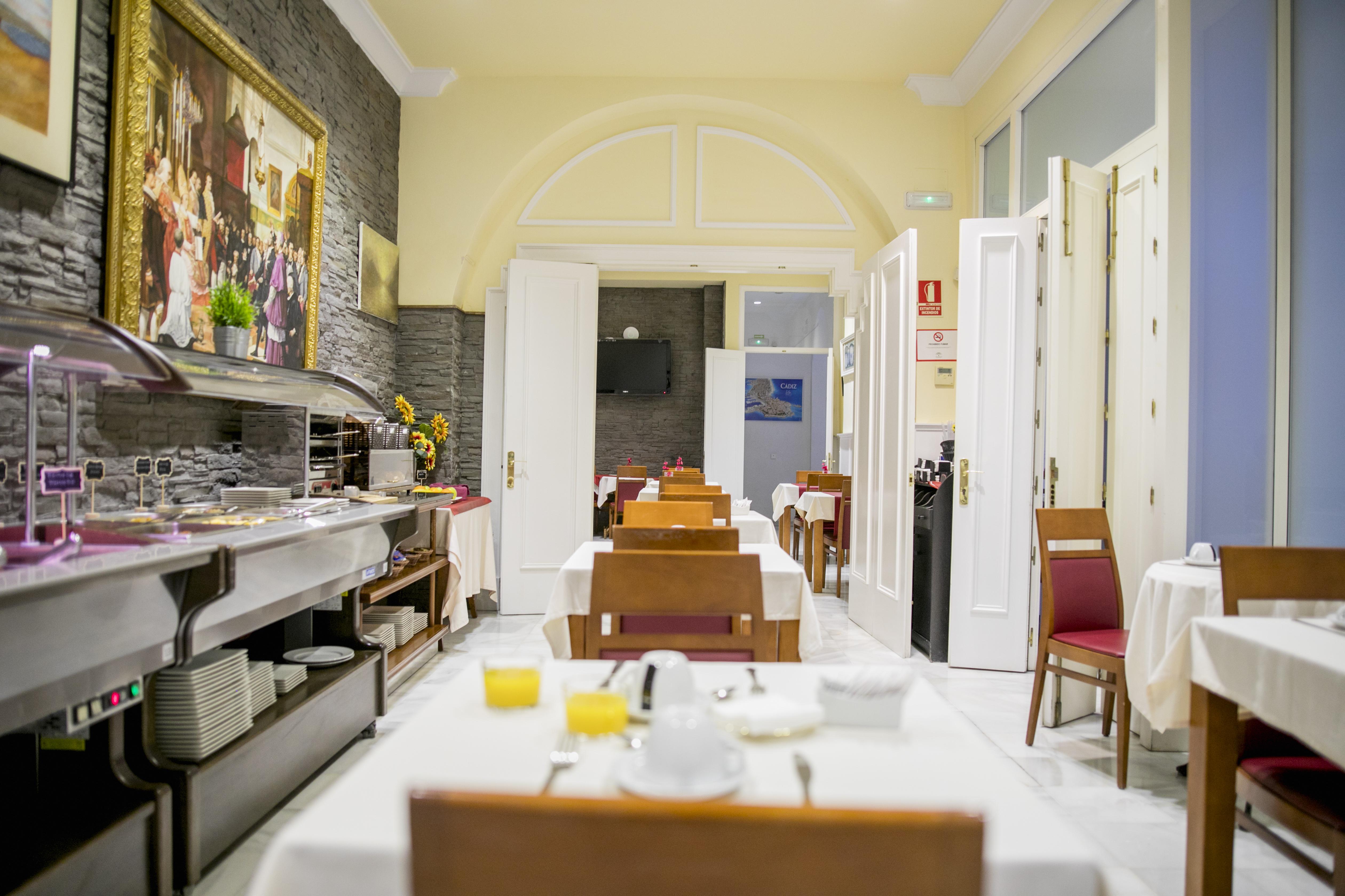 Hotel Cortes De