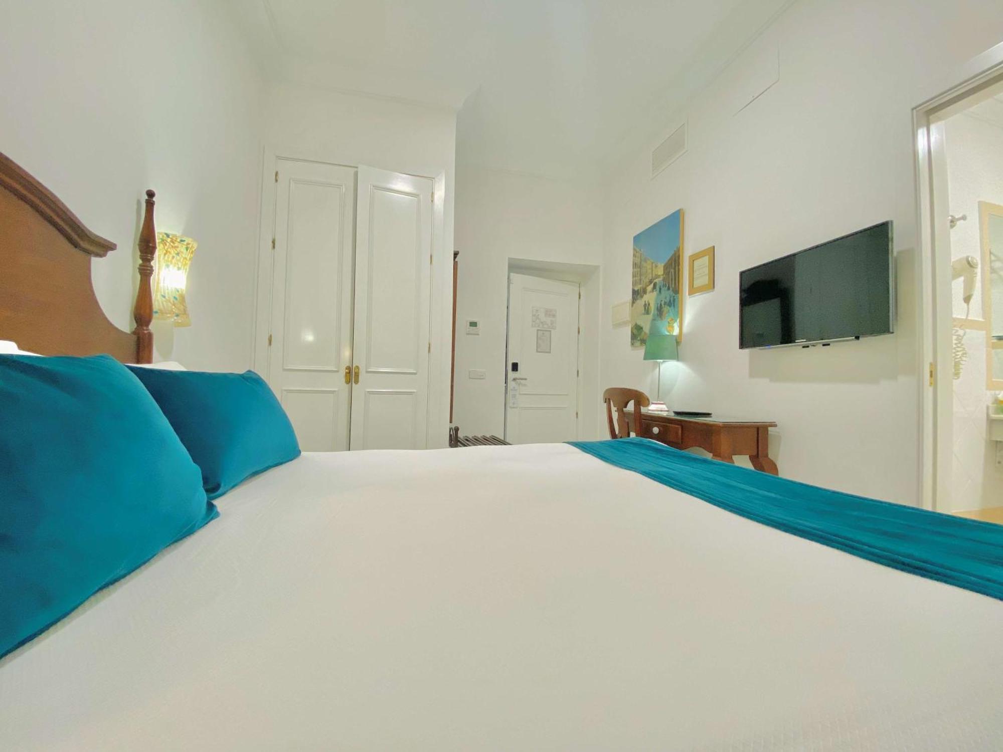 Cortes De Hotel Cádiz