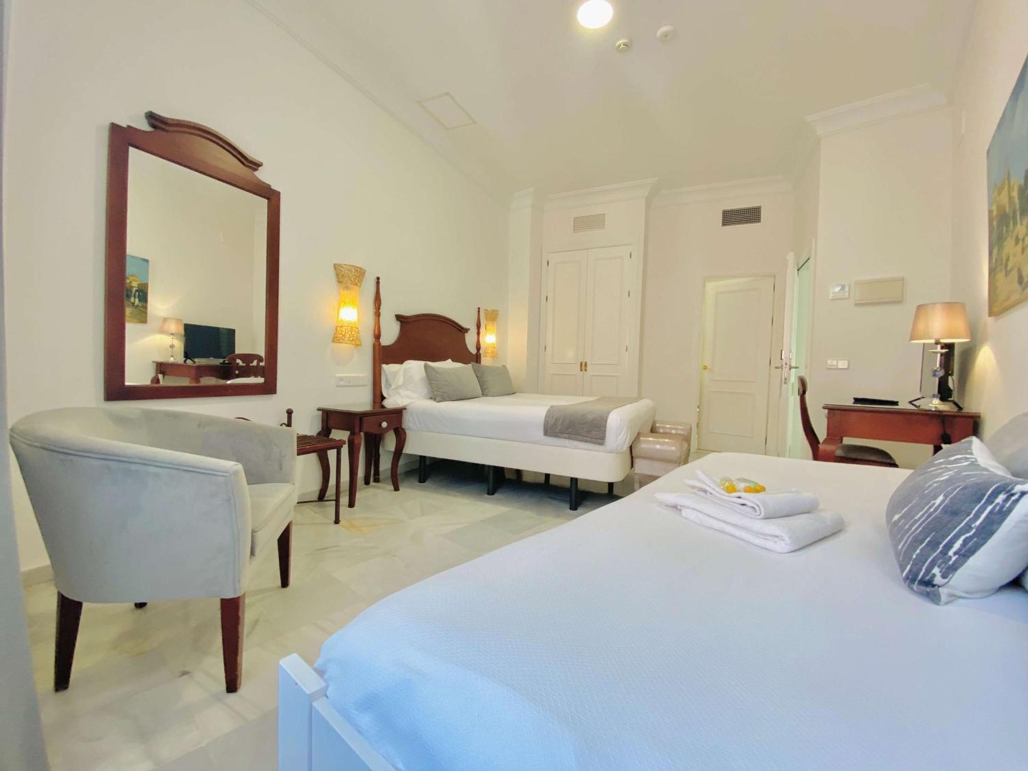 Cortes De Hotel Cádiz